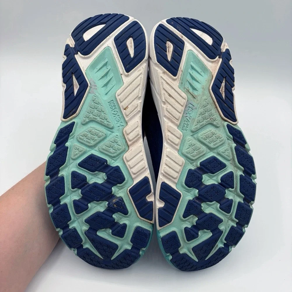 HOKA Arahi 6 'Bellwether Blue' 1123195-BBOM US Size 8 B Women's Running EUC